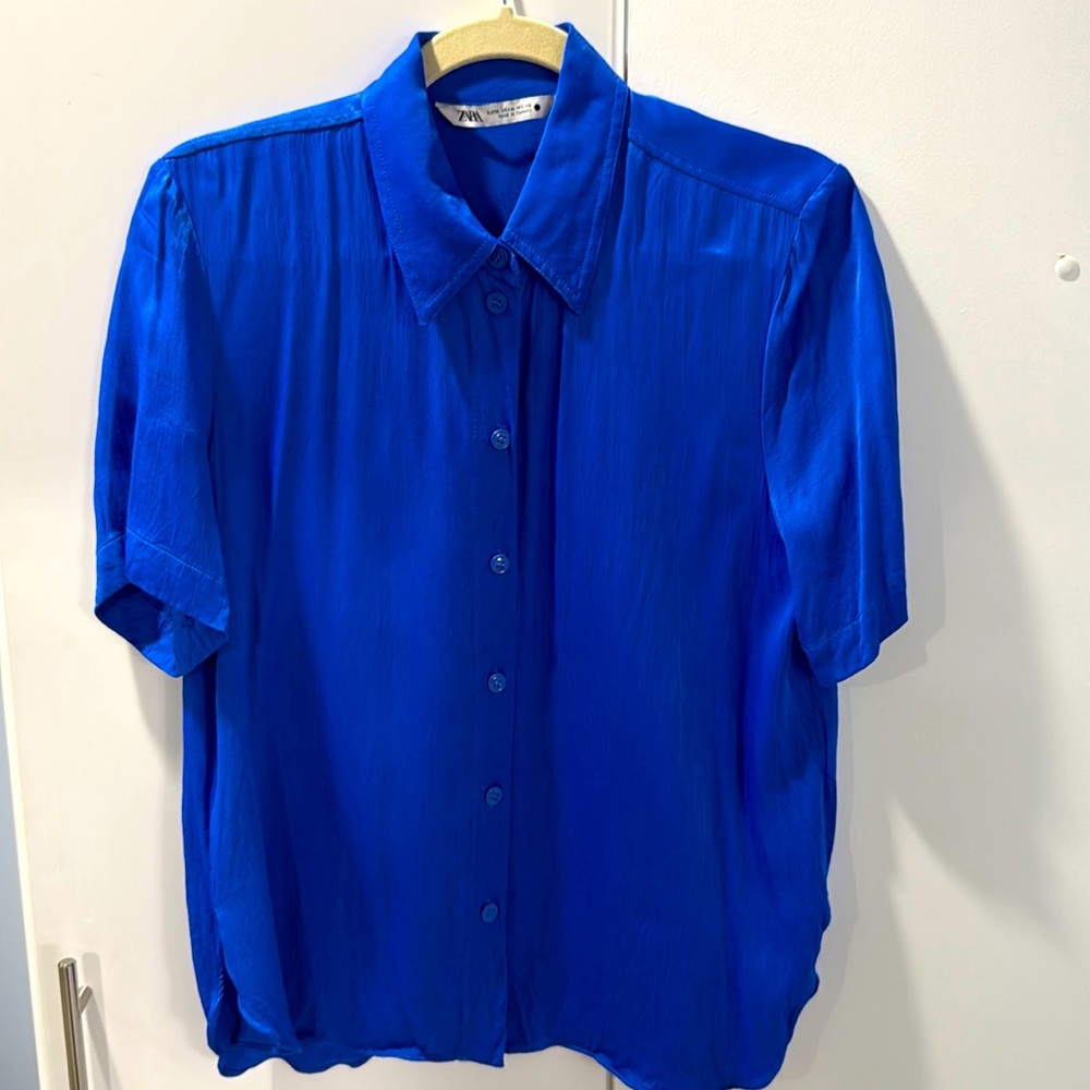 Zara silky blue short sleeve button down